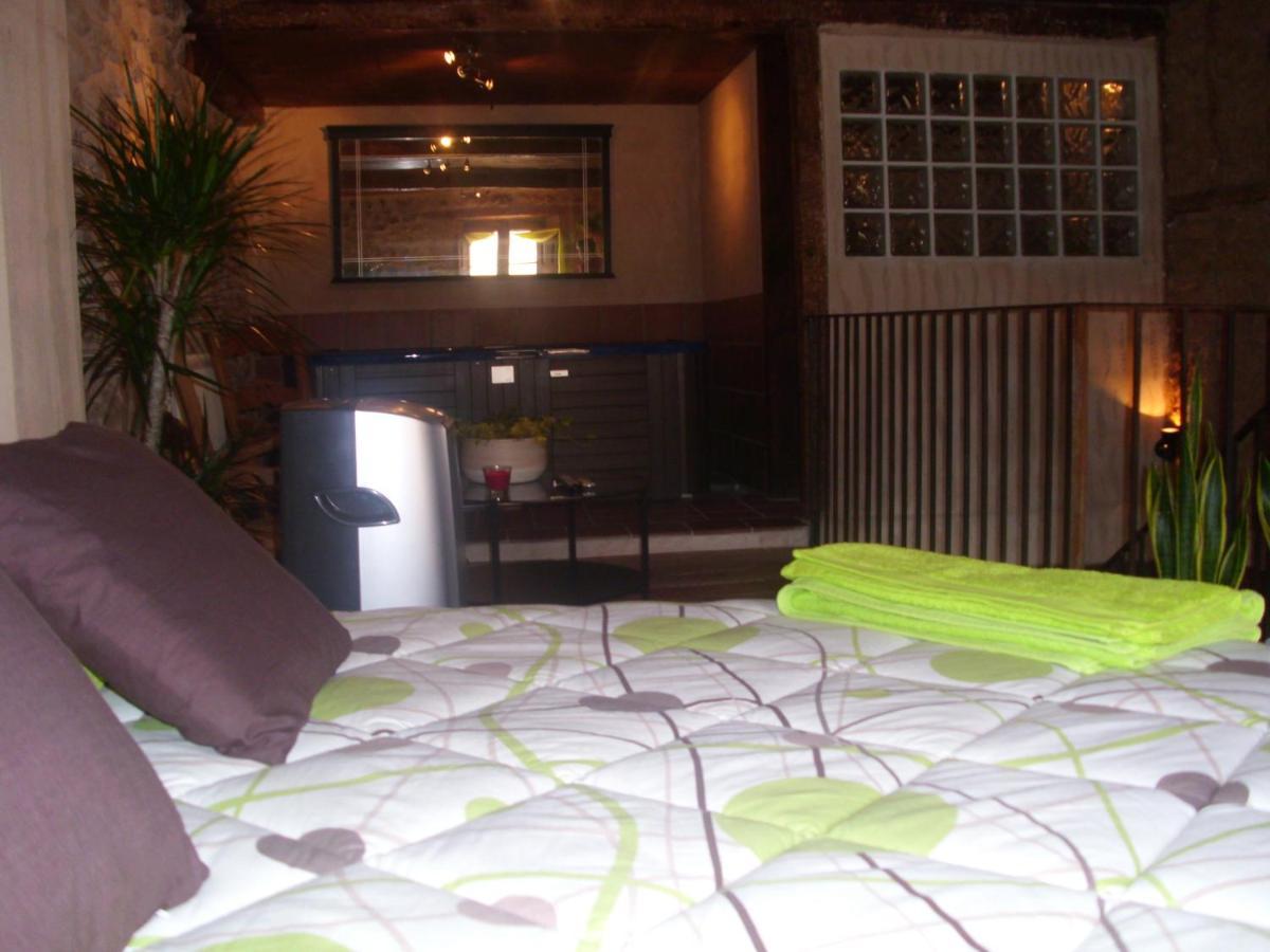 Casa Rural Con Jacuzzi Taberna Del Tio Pedro Cabanas de Polendos 외부 사진